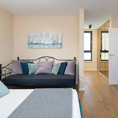 Katarina With Heated Pool, Sea View *