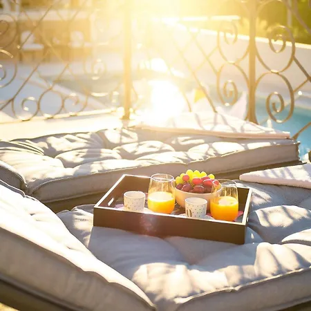 Katarina With Heated Pool, Sea View Willa *