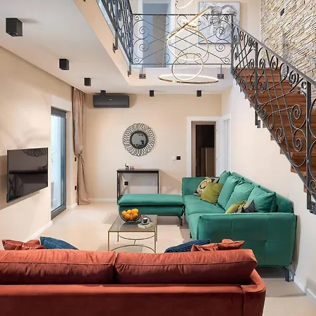 Katarina With Heated Pool, Sea View *